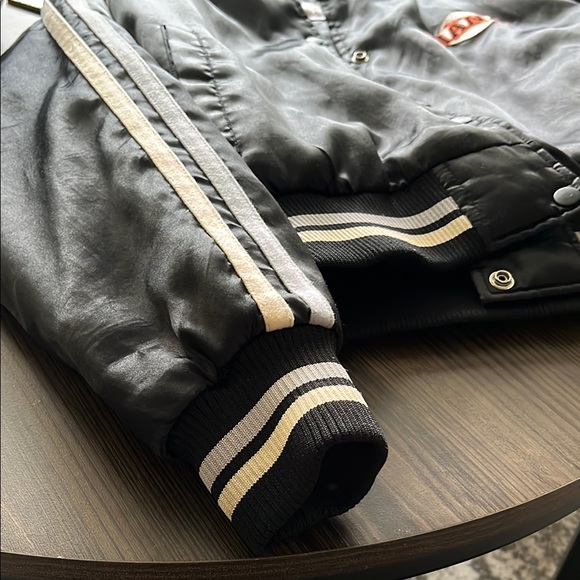 SF Giants Jacket, Genuine Merchandise - Picture 3 of 7